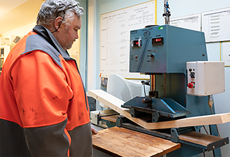 laboratoire constructeur bois lamelle colle