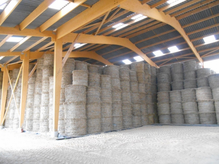 batiment agricole de stockage en bois lamelle colle