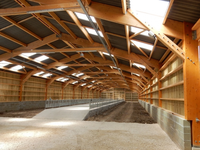 batiment bois lamelle colle constructeur James