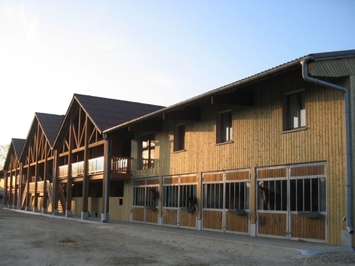 construction equestre complete ecurie club-house manege James