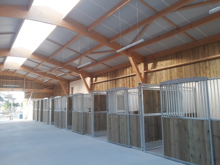 box ecurie structure bois lamelle colle