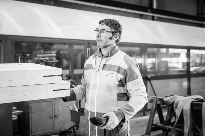 employé entreprise James Brecey