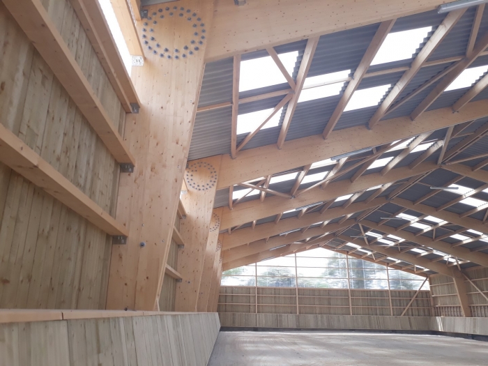 batiment manege pour chevaux constructeur James