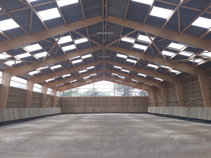 batiment manege equestre constructeur James
